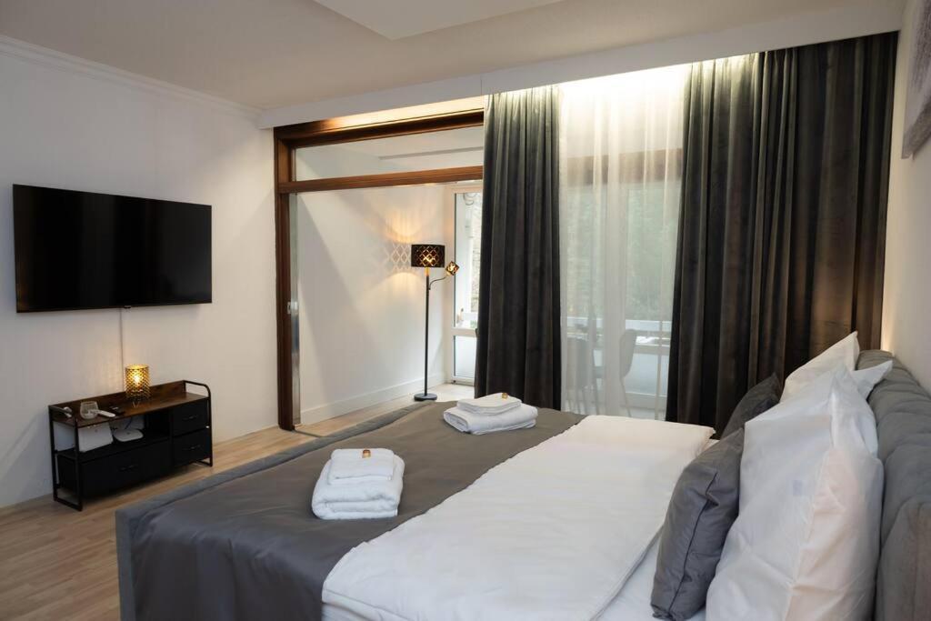Apartment Am Ossiachersee Mit Eigenem Seezugang Landskron Bagian luar foto