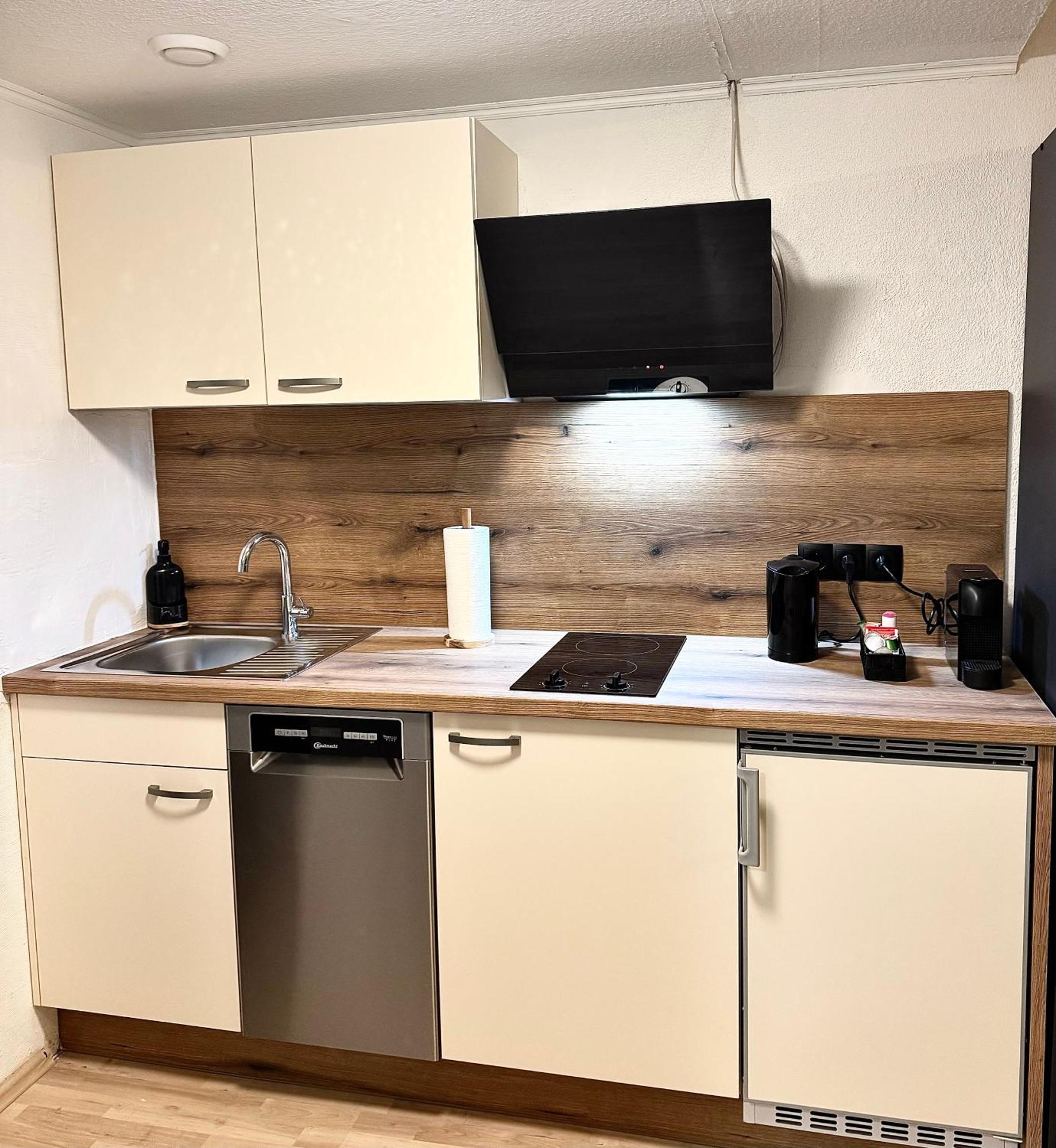 Apartment Am Ossiachersee Mit Eigenem Seezugang Landskron Bagian luar foto